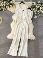 Women's fashionable and casual style set featuring a chiffon shawl and inner strappy printed pants, a daily casual 3pcs set