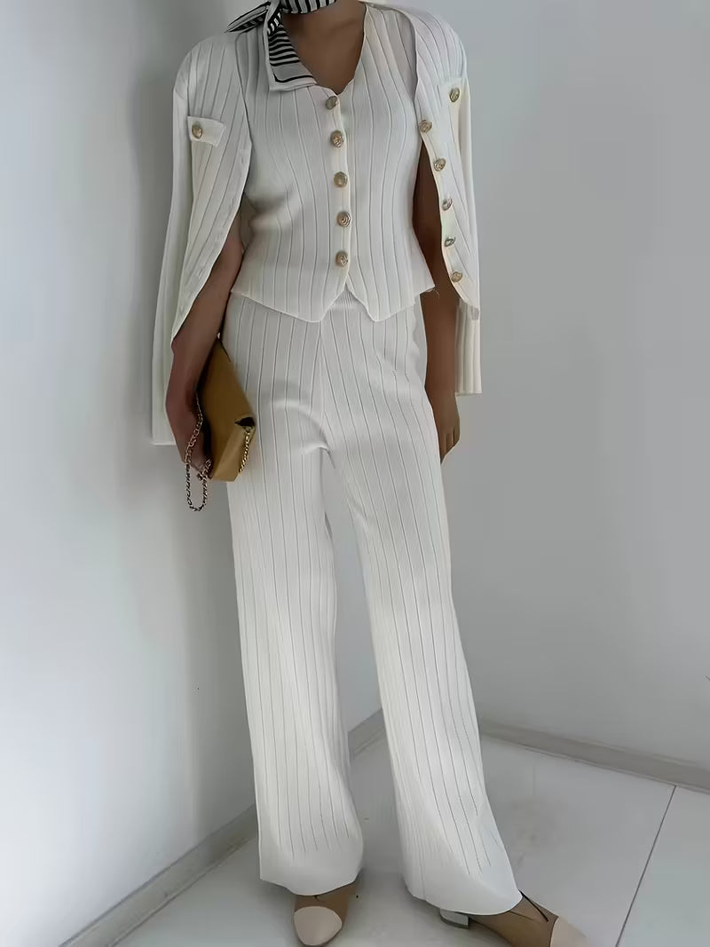 Women's fashionable and casual style set featuring a chiffon shawl and inner strappy printed pants, a daily casual 3pcs set