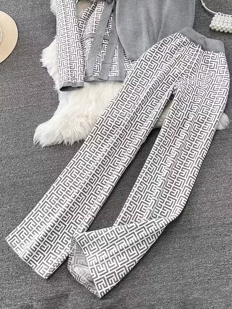 Women's fashionable and casual style set featuring a chiffon shawl and inner strappy printed pants, a daily casual 3pcs set