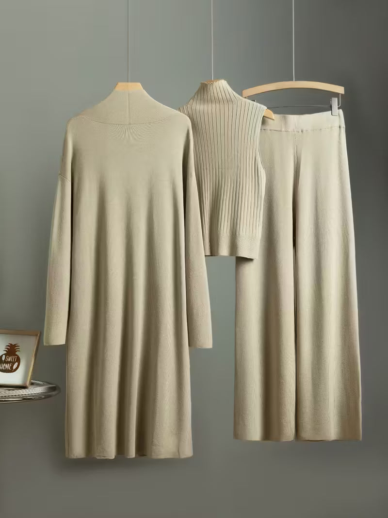 Women's fashionable and casual style set featuring a chiffon shawl and inner strappy printed pants, a daily casual 3pcs set