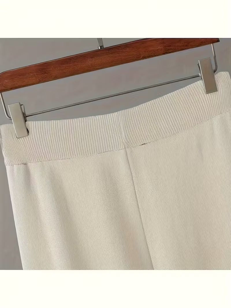 Women's fashionable and casual style set featuring a chiffon shawl and inner strappy printed pants, a daily casual 3pcs set