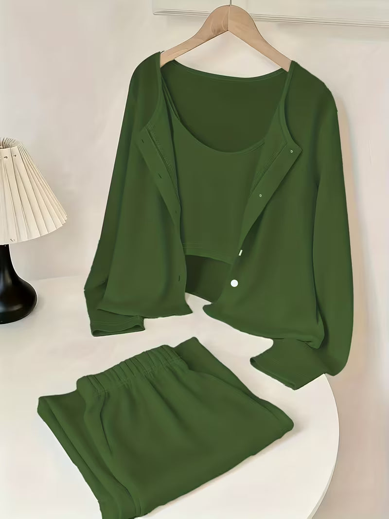 Women's fashionable and casual style set featuring a chiffon shawl and inner strappy printed pants, a daily casual 3pcs set